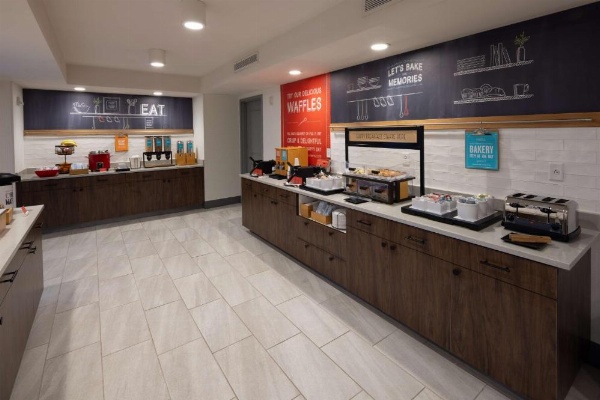 Hampton Inn By Hilton Asheville-Tunnel Rd. image 11